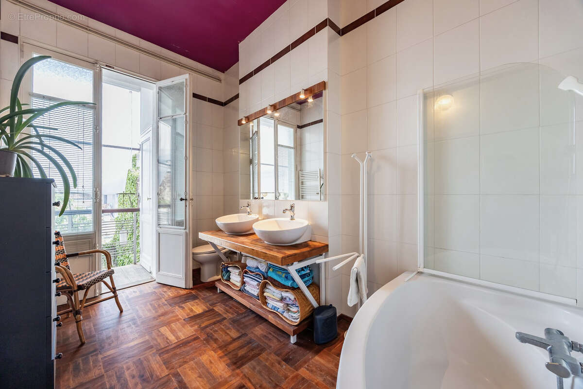 Appartement à BORDEAUX