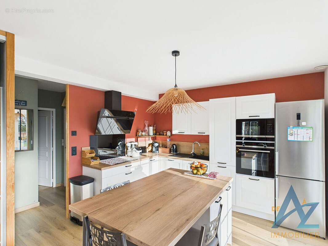 Maison à SAINT-OUEN-DU-MESNIL-OGER