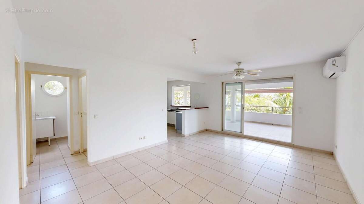 Appartement 110 m² à Schoelcher  - photo 5