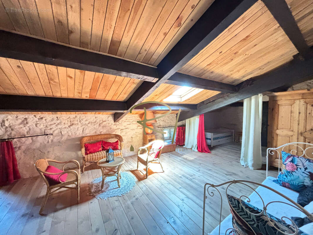 Maison à LABEAUME