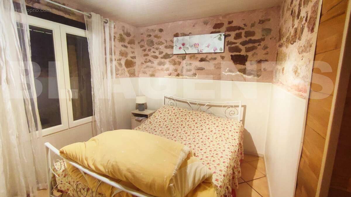 1751454009760 - Maison à AUZITS