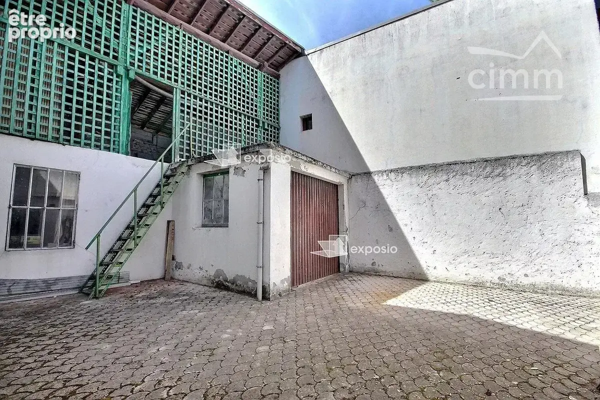 Vente gresivaudan crolles : maison de village t4 avec cour et garage - photo 3