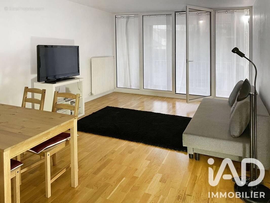 Photo 1 - Appartement à THIAIS
