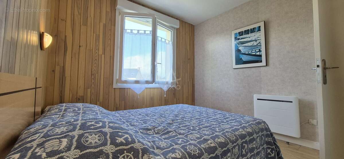 Plain-pied plein sud  Bien rare avec combles aménageables et terrain constructible ! - photo 10
