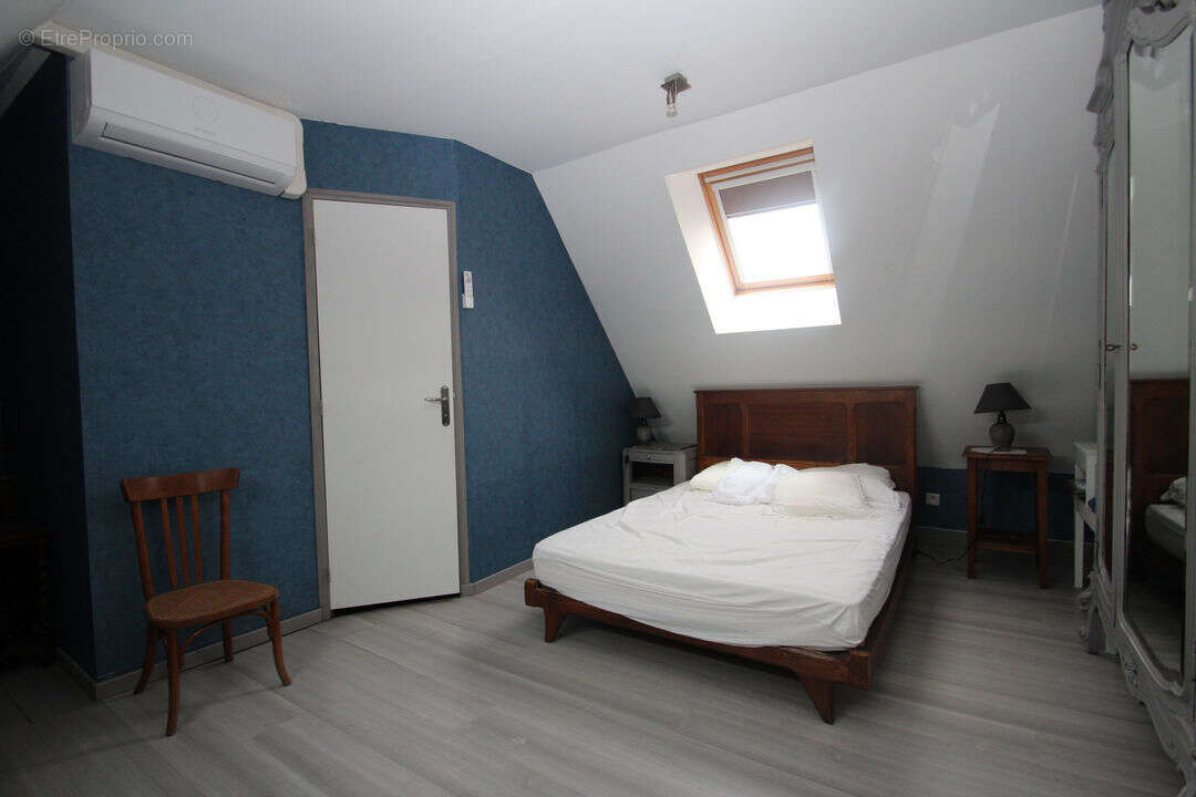 Maison à CHARRIN