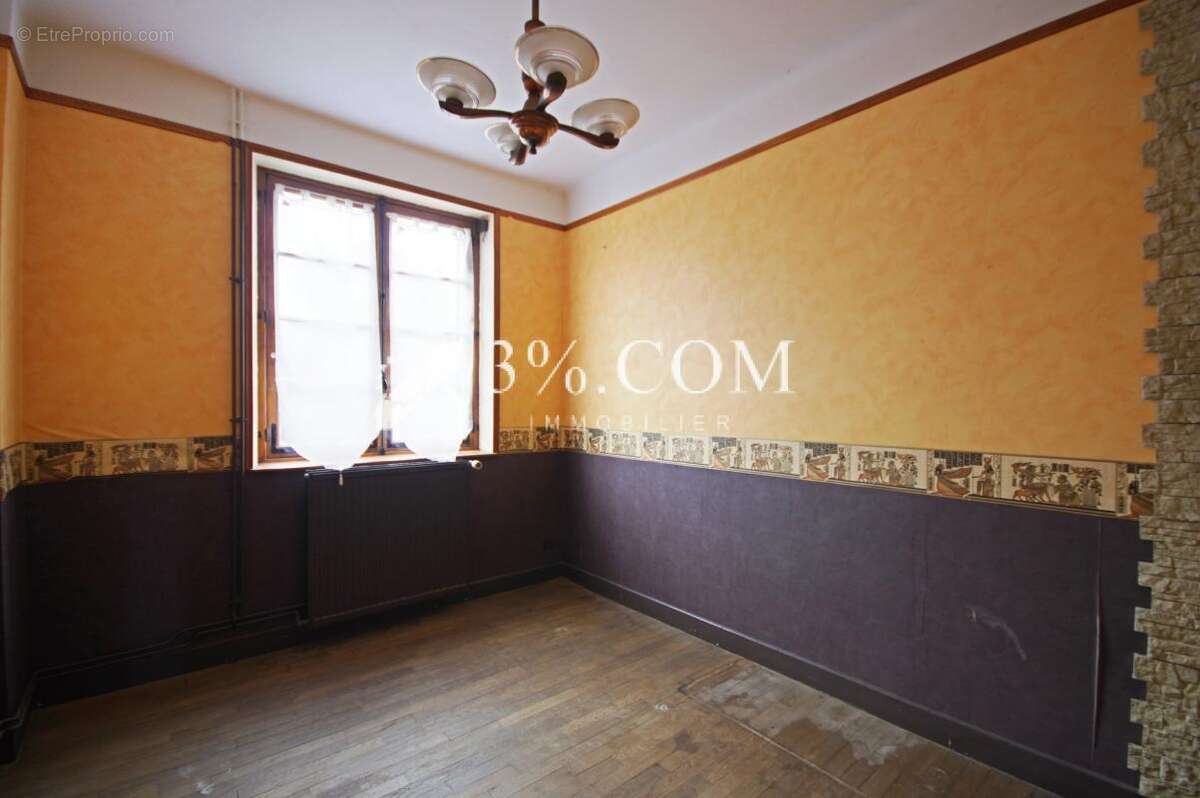 Maison à HANGEST-SUR-SOMME