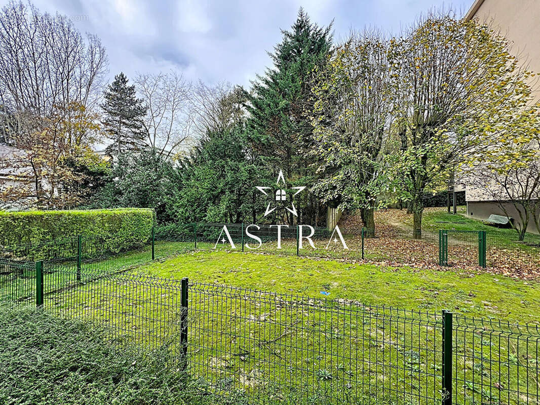 Appartement à CHATENAY-MALABRY