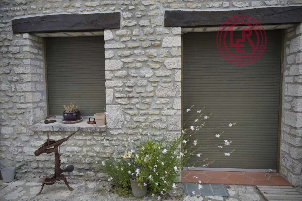 Maison à SCEAUX-DU-GATINAIS
