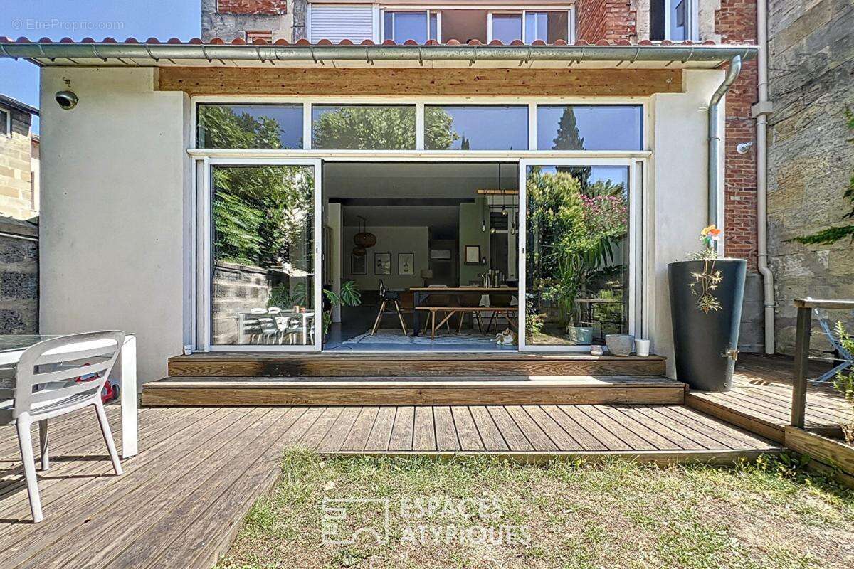 Appartement à BORDEAUX