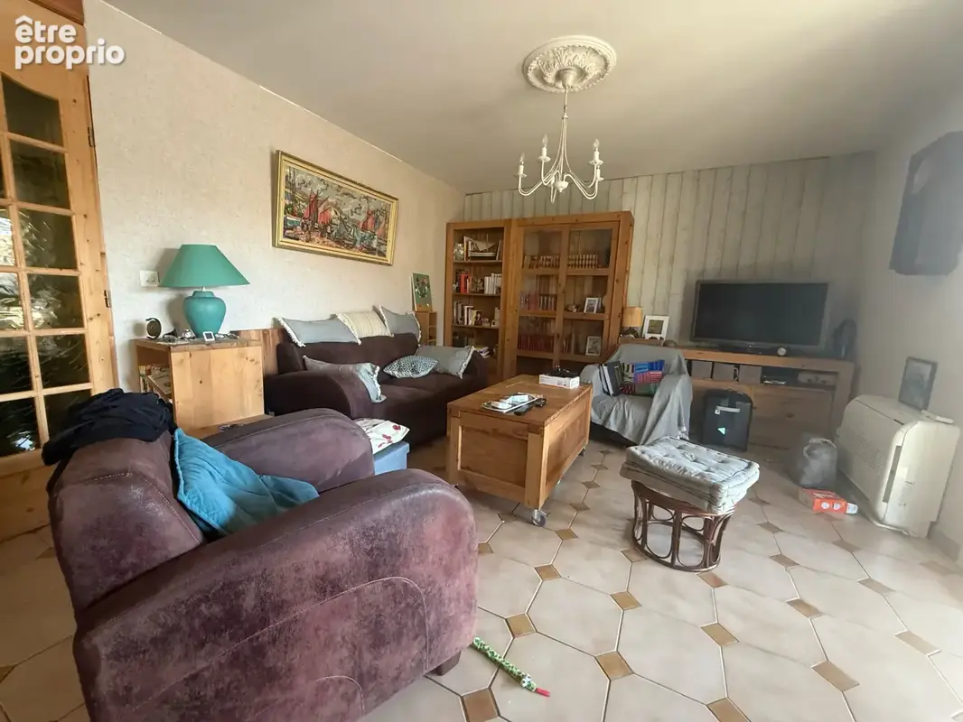 JACOU   Villa 4 chambres, plus de 110 m2 avec garage et 2 terrasses - photo 3