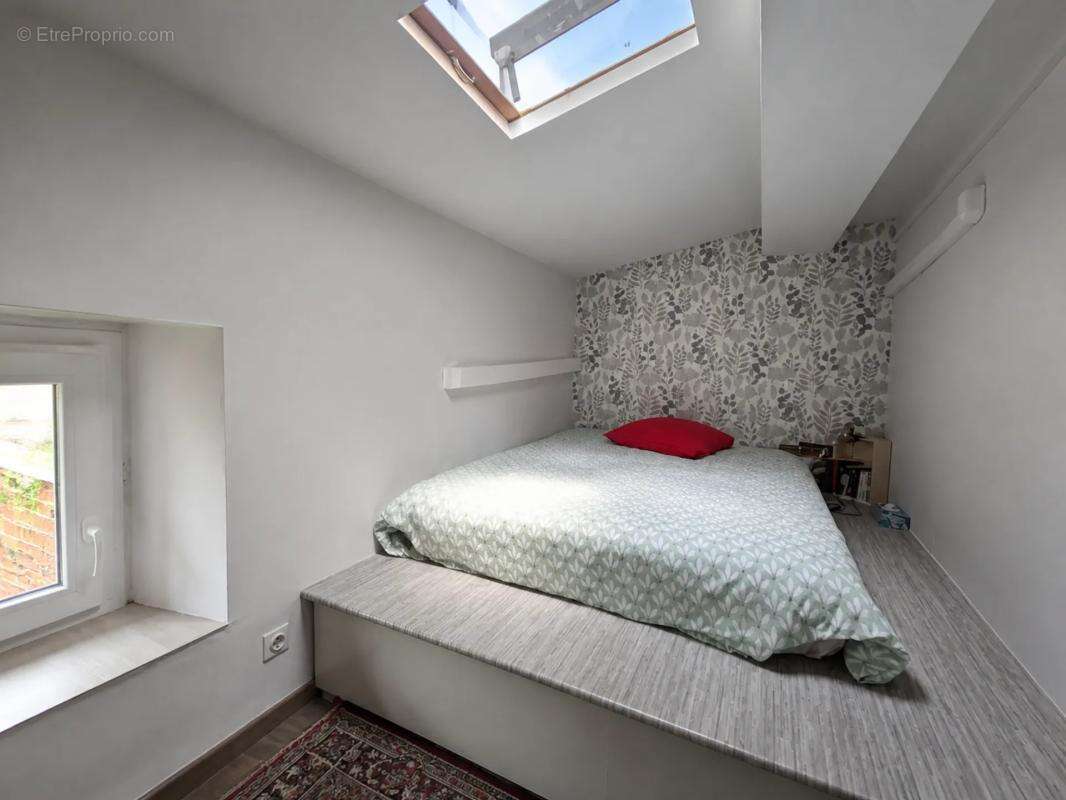 Maison de 5 pièces de 118 m² à Mazamet - photo 6