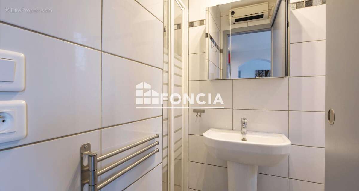 Appartement à GRIMAUD