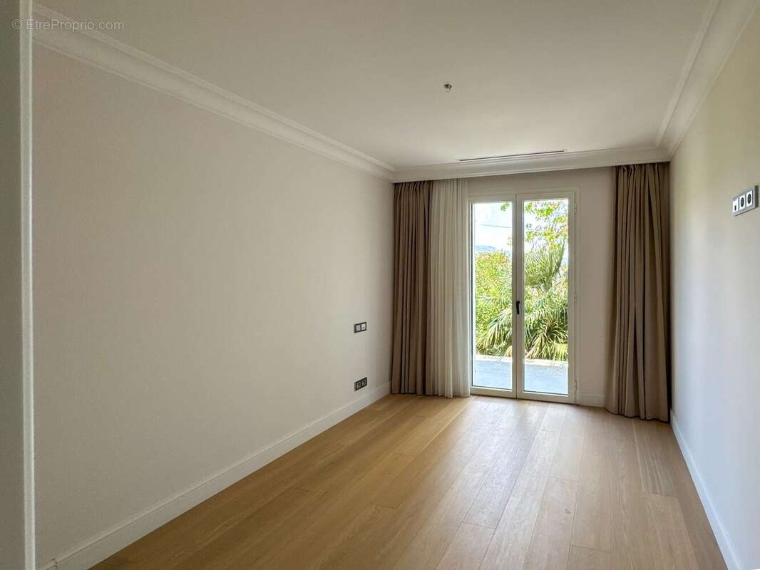 Maison à ROQUEBRUNE-CAP-MARTIN