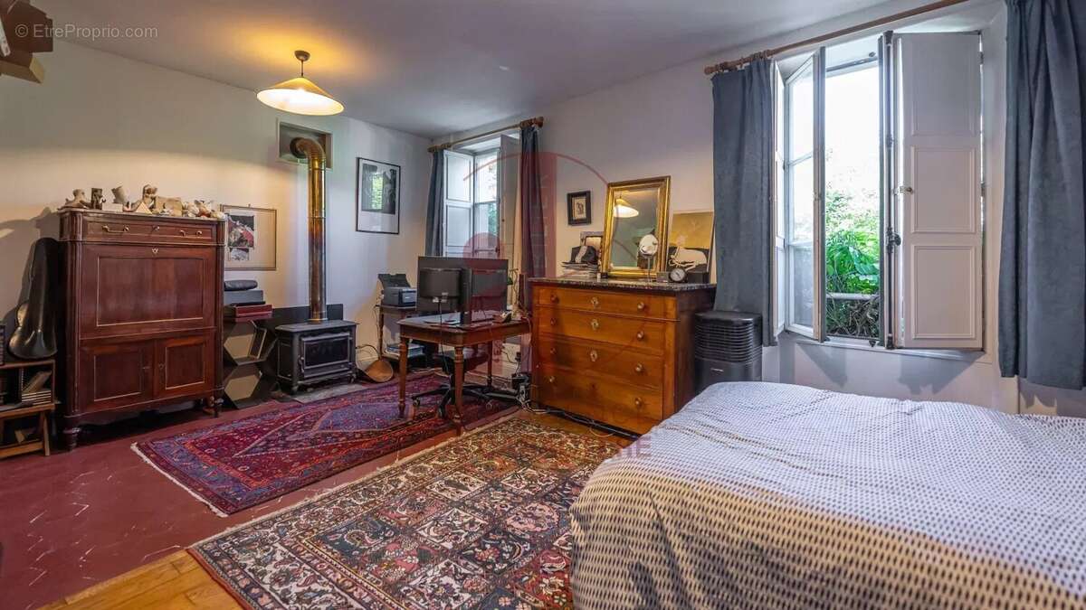 Maison à FONTAINEBLEAU