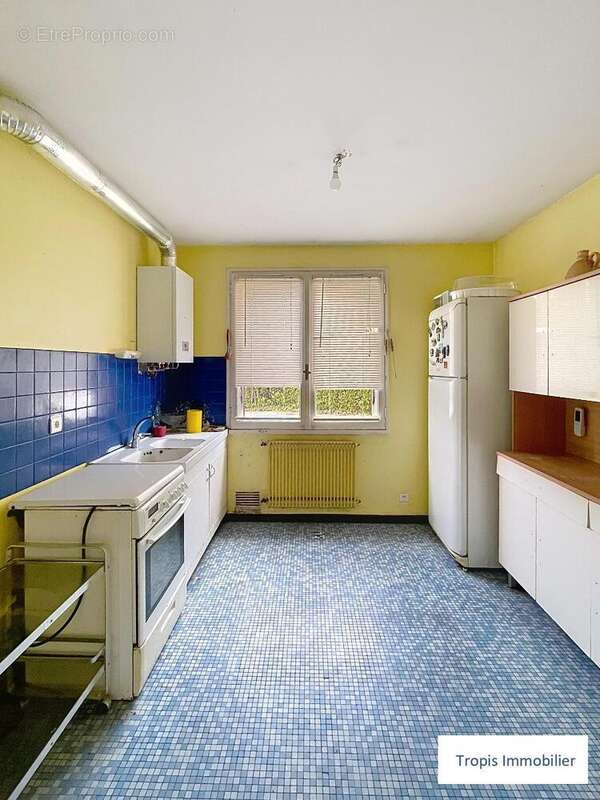   - Maison à PORTET-SUR-GARONNE