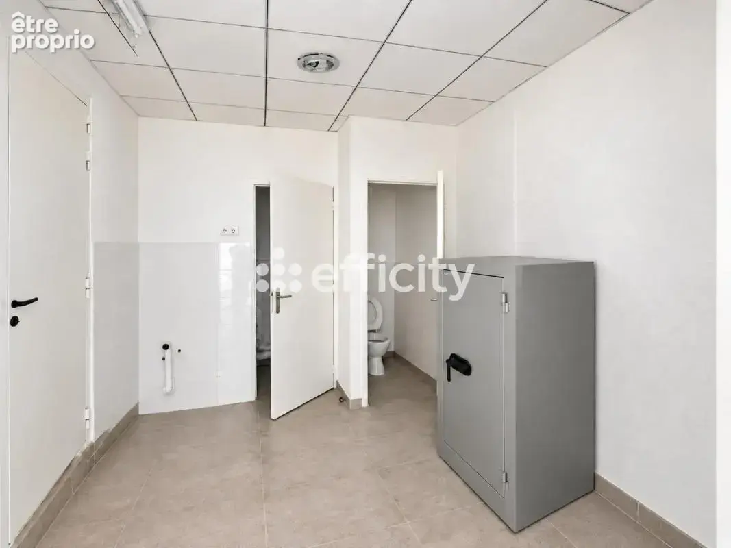 Locaux/Biens immobiliers - photo 4