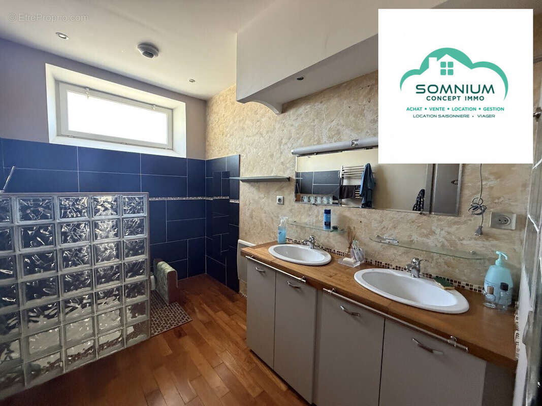 Maison 227 m² à Puycasquier  - photo 6