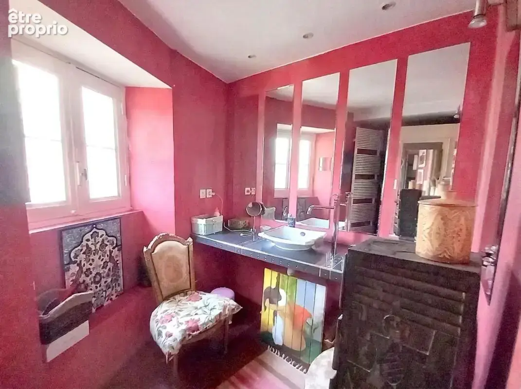 Maison de caractère avec jardin - 8 pièces - SOULGE SUR OUETTE (53) - photo 8