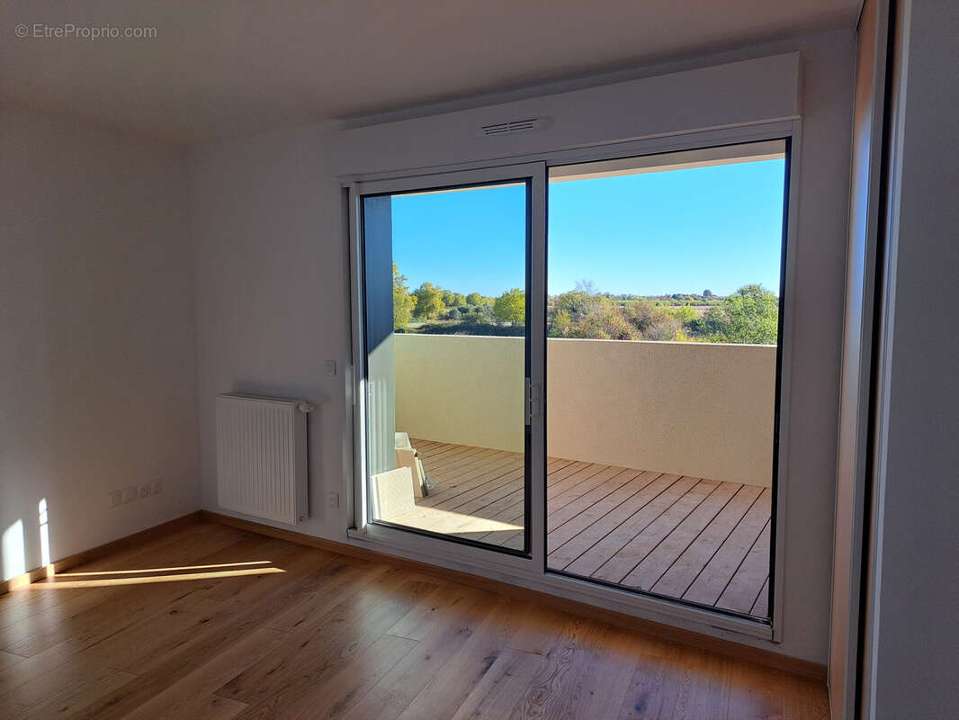 Appartement à MAUGUIO