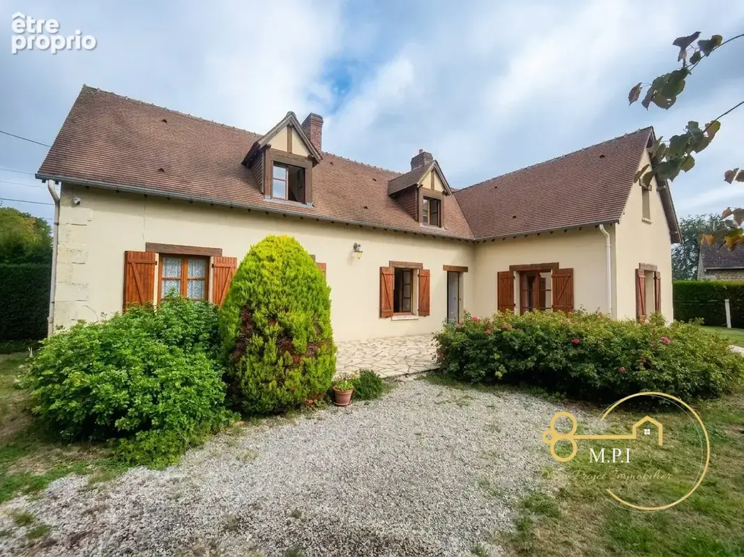 Maison 7 pièces 136 m² à vendre à Coulonges-Sur-Sarthe (61170) - photo 2