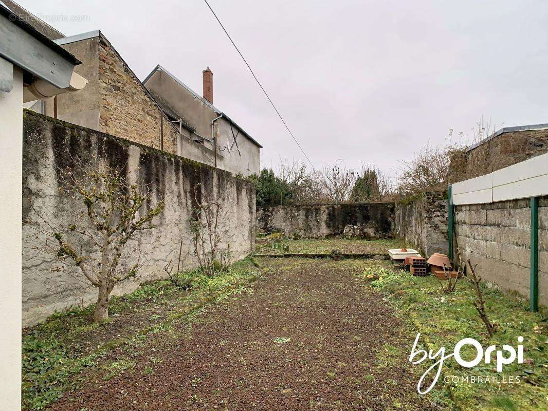 Maison à PIONSAT