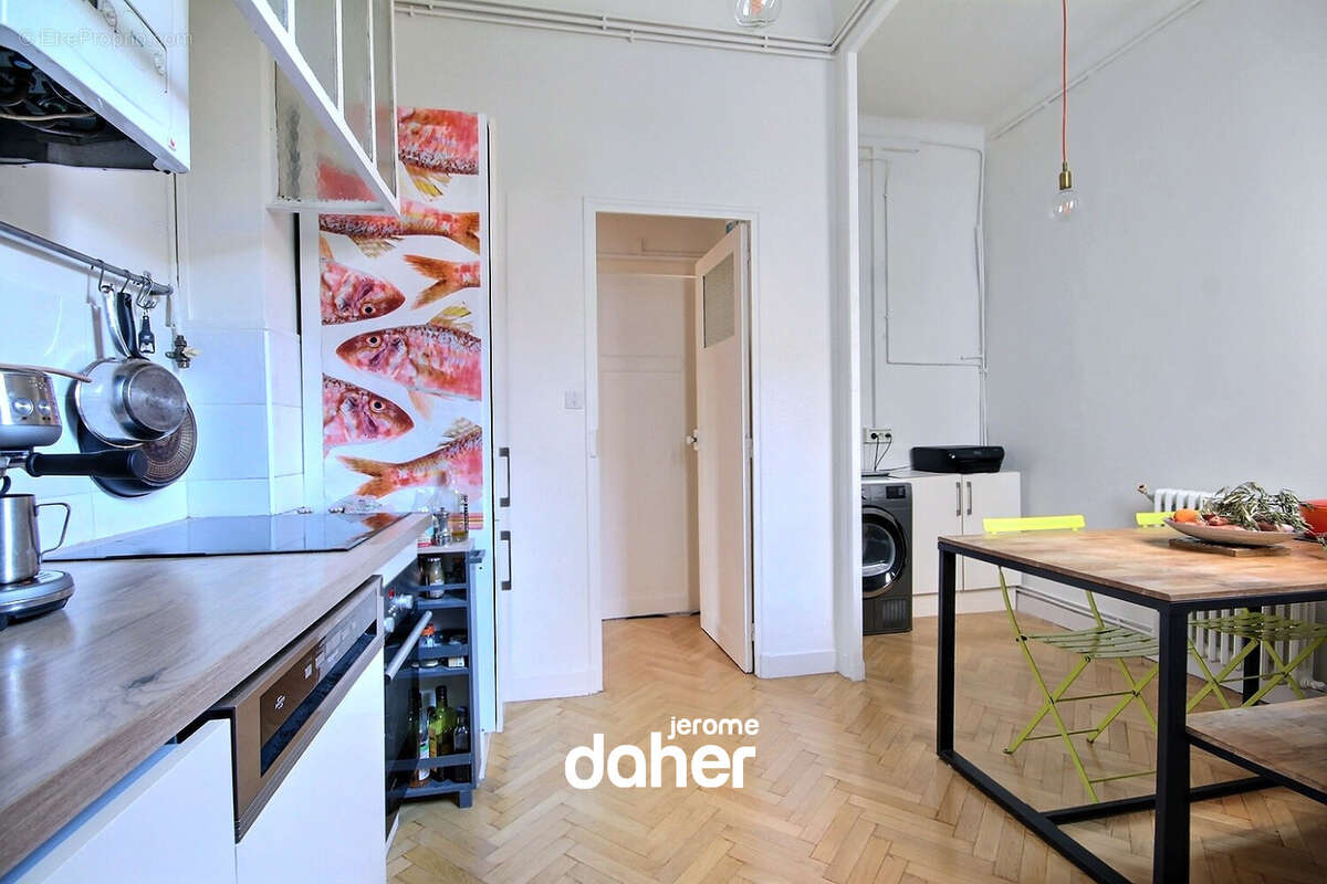 Appartement à MARSEILLE-8E