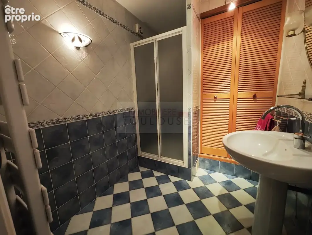 Appartement T4  84 m² - Balcon et Loggia  Vue Pyrénées - photo 7