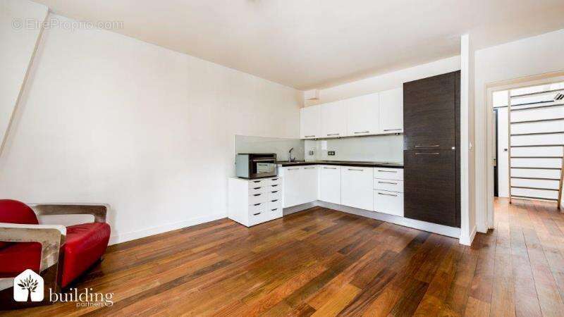 Arc de Triomphe Paris 17ème - Duplex 3 pièces 77,83 m² - photo 5