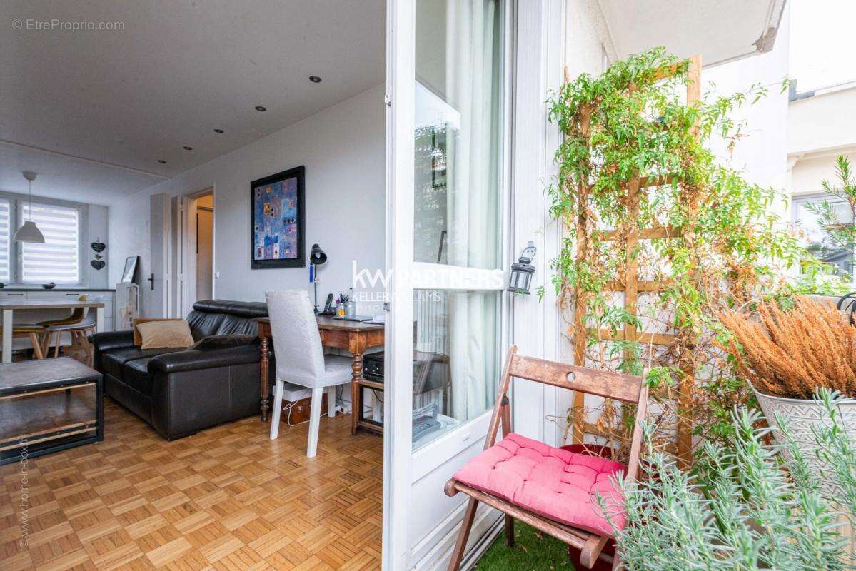 Appartement à MONTROUGE