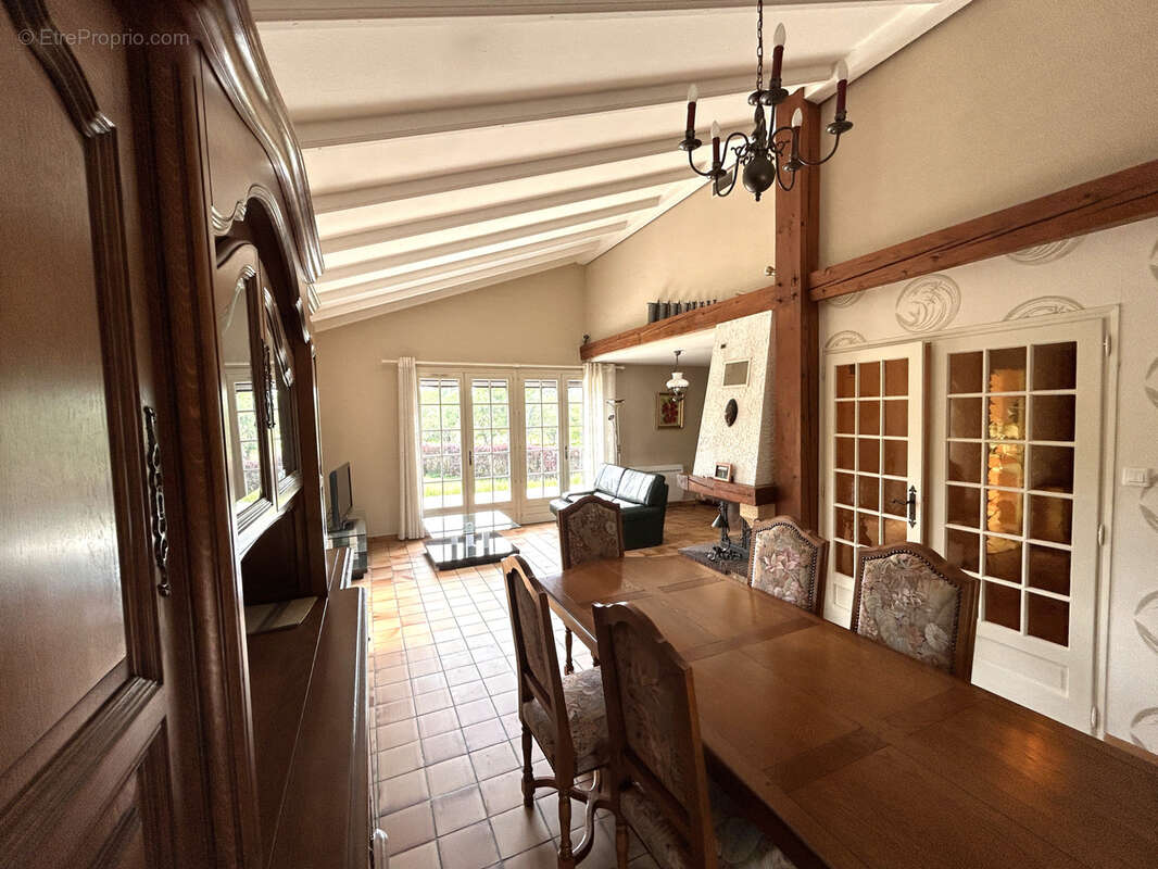 Maison à GONDREVILLE