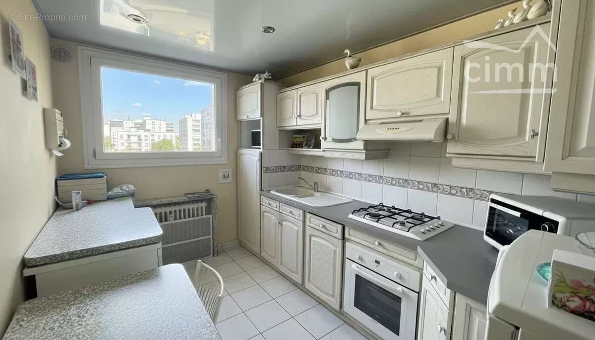 - t3 - 70 m² - proche montchat - - photo 3