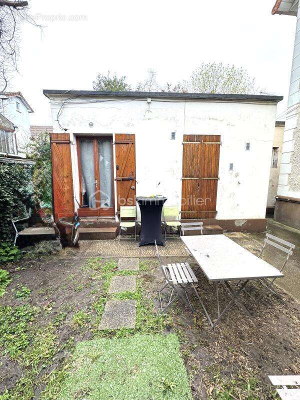 Appartement à SAINT-MAUR-DES-FOSSES