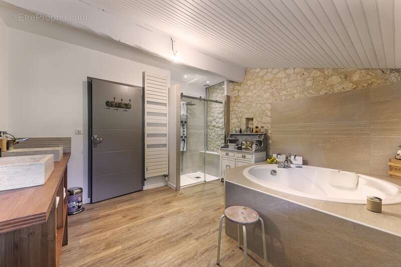 Maison à LIGNAN-DE-BORDEAUX