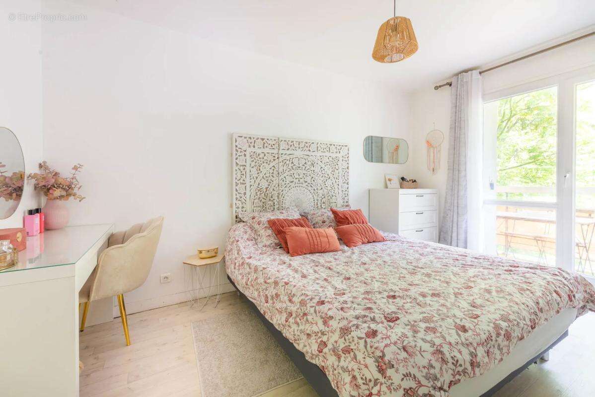 Appartement de 4 pièces de 85 m² à Tremblay-en-France - photo 8