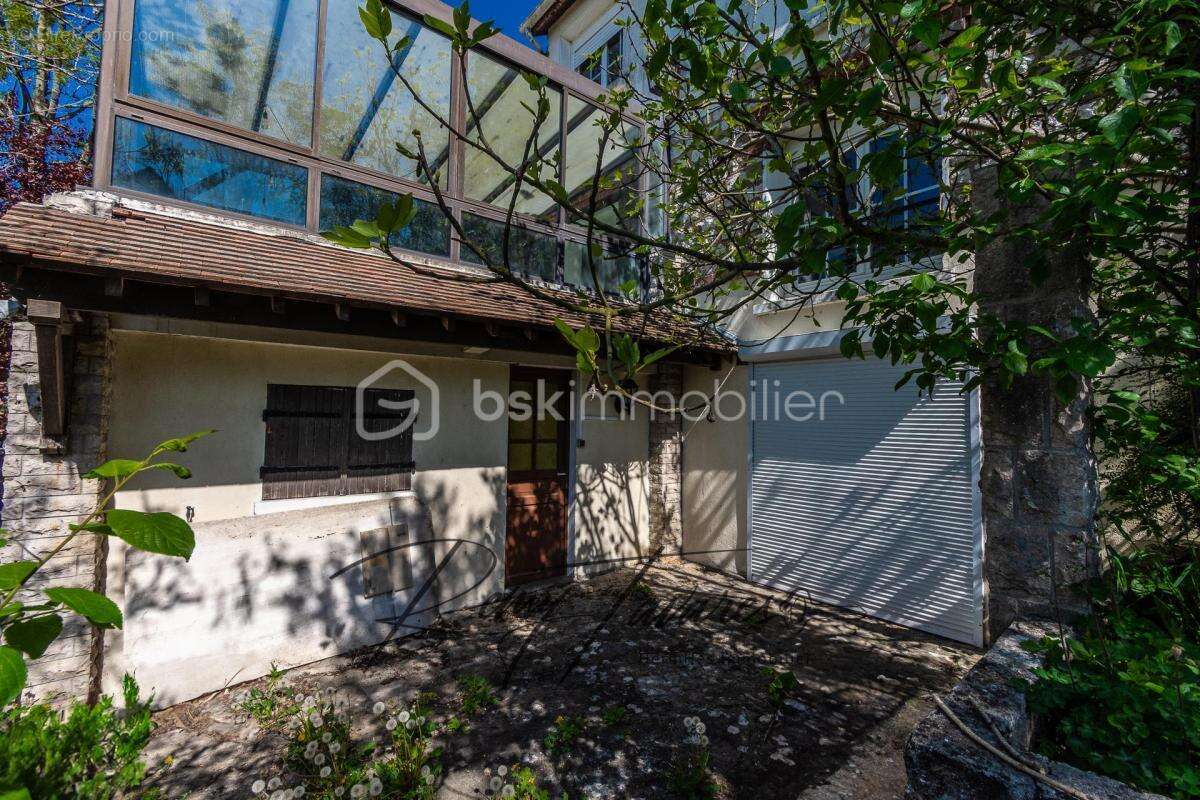 Maison à SOUPPES-SUR-LOING