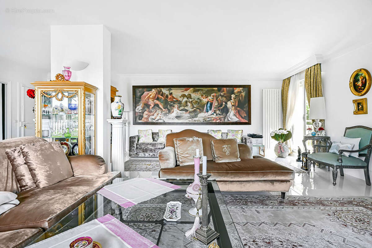 Appartement à SEVRES