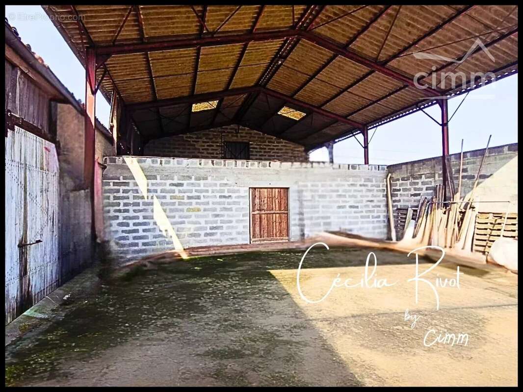 Maison 111 m² à Bussac-Foret  - photo 16