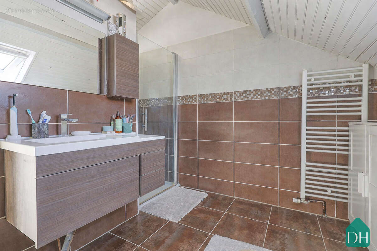 Maison familiale 6 chambres   Piscine chauffée   Saint-Félix / Perverie - photo 14