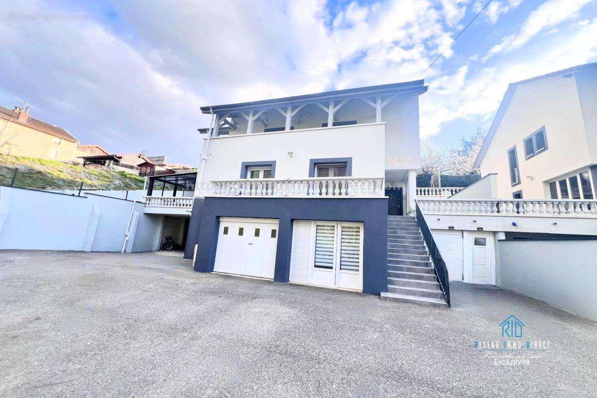 Maison à SAINT-JEAN-DE-MOIRANS