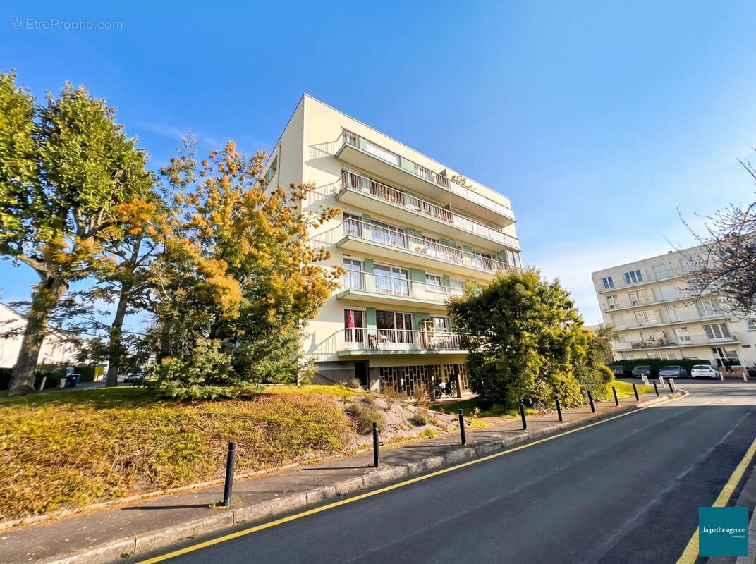 Appartement à HEROUVILLE-SAINT-CLAIR