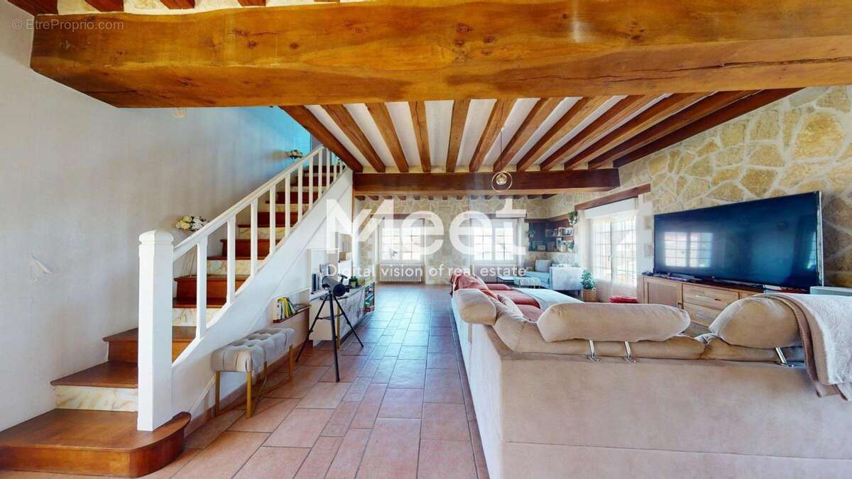 Maison à JUSSY