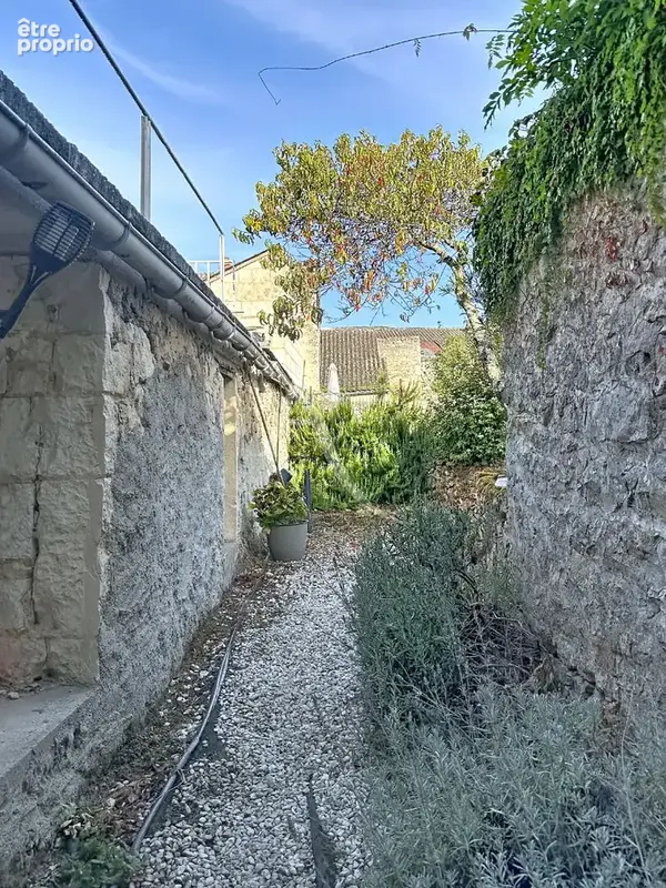 Maison de charme dans le centre de Baugé - photo 15