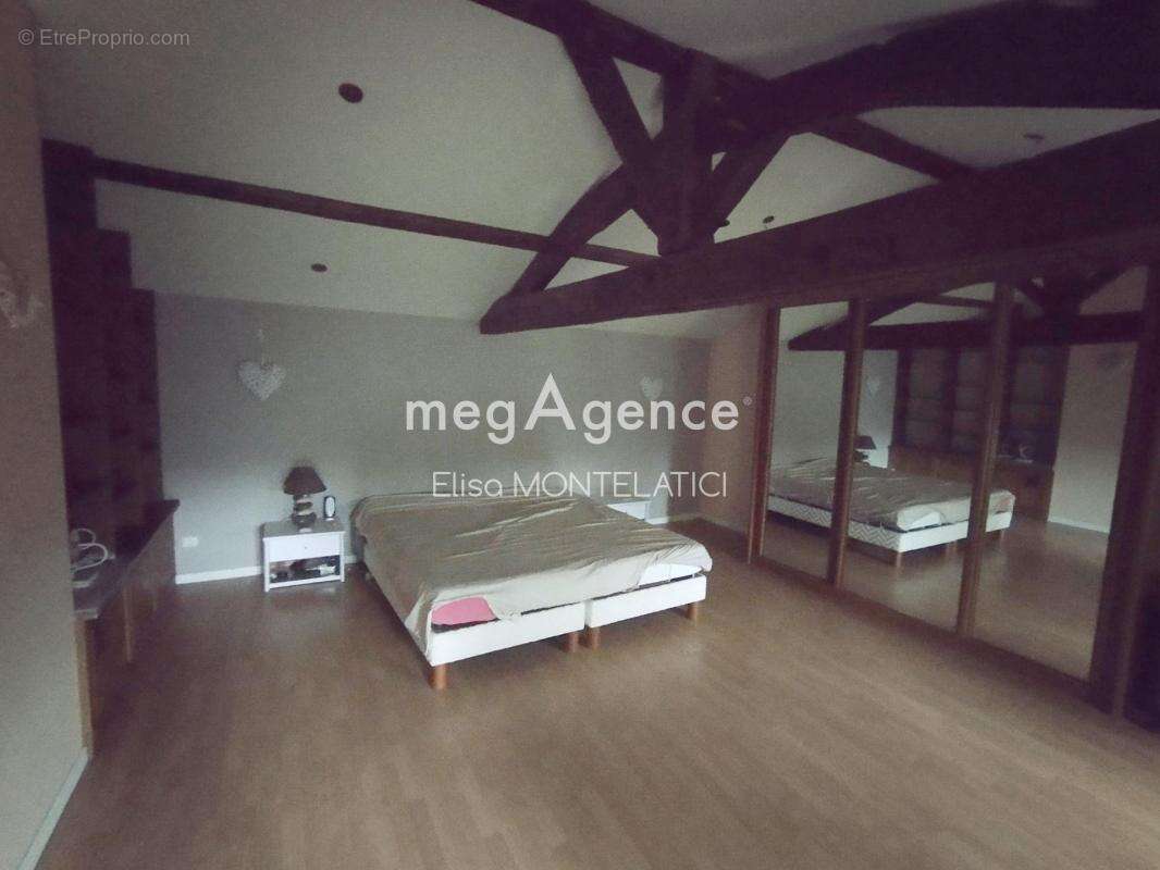 Maison à LES EGLISOTTES-ET-CHALAURES