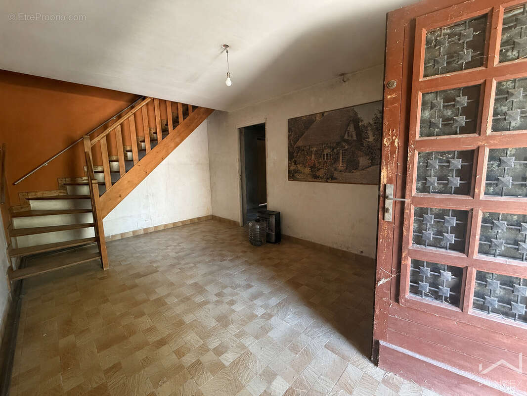 Maison à SAINT-PAUL-TROIS-CHATEAUX