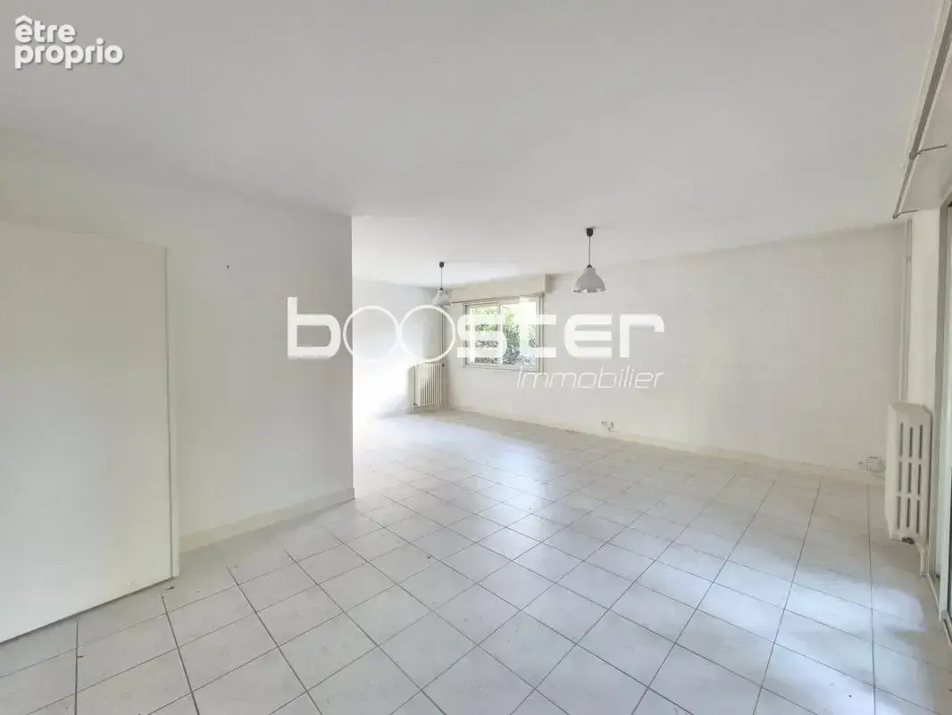 Coeur Côte Pavée - Maison de 4 pièces 3 chambres - Sous-sol et garage - photo 3