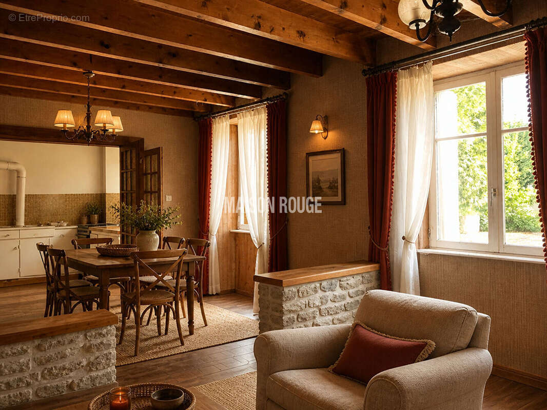Maison à COLLINEE