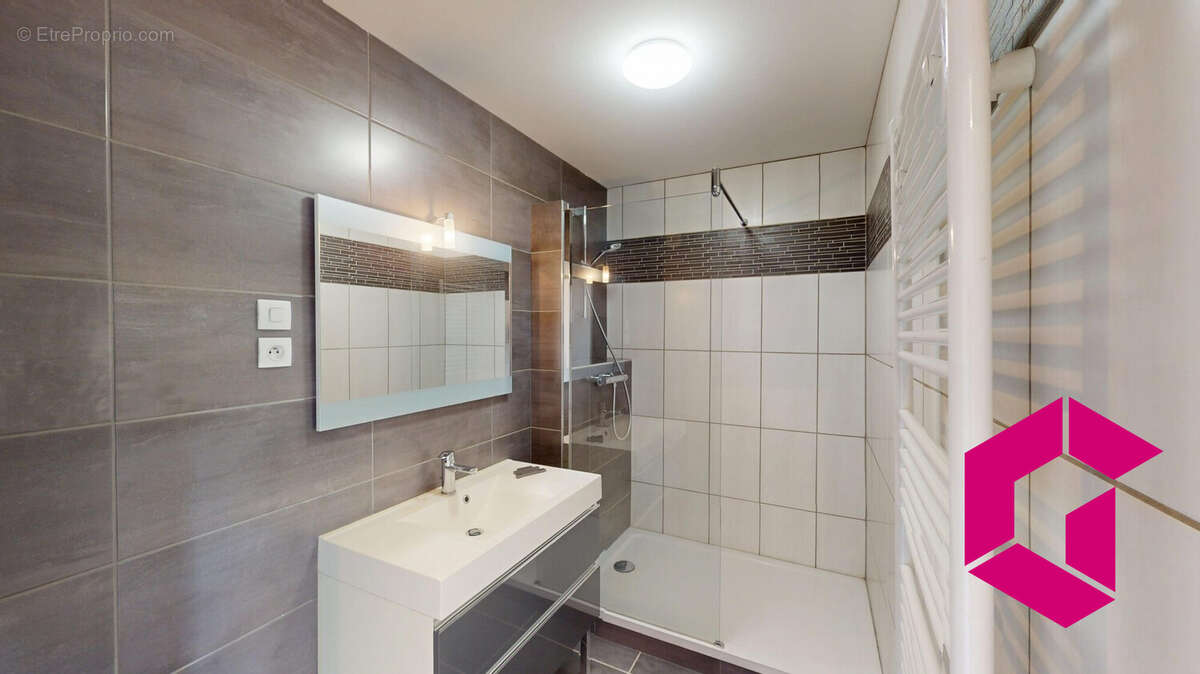 Appartement à FIRMINY