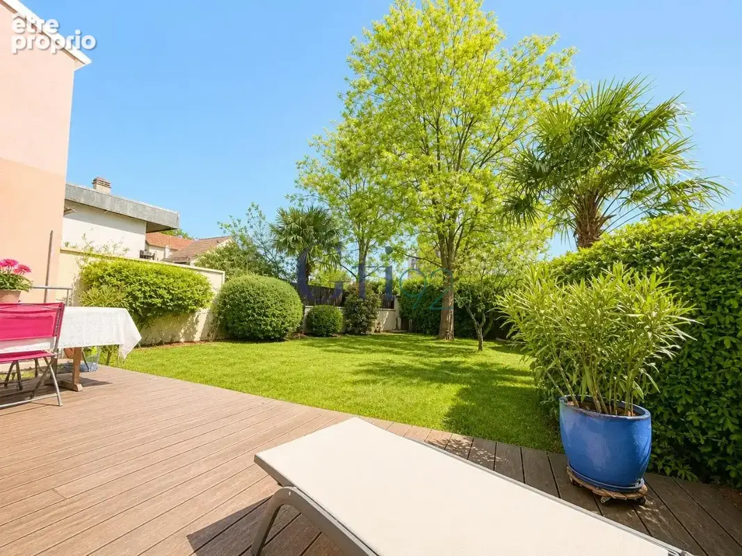 Venez decouvrir a l'abri des regards, une charmante maison avec beaucoup d'atouts !  - photo 2