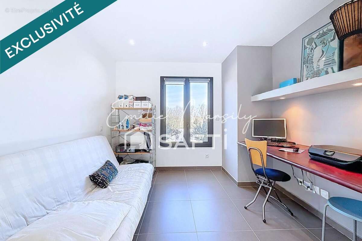Maison 165 m² à La Rouviere  - photo 8