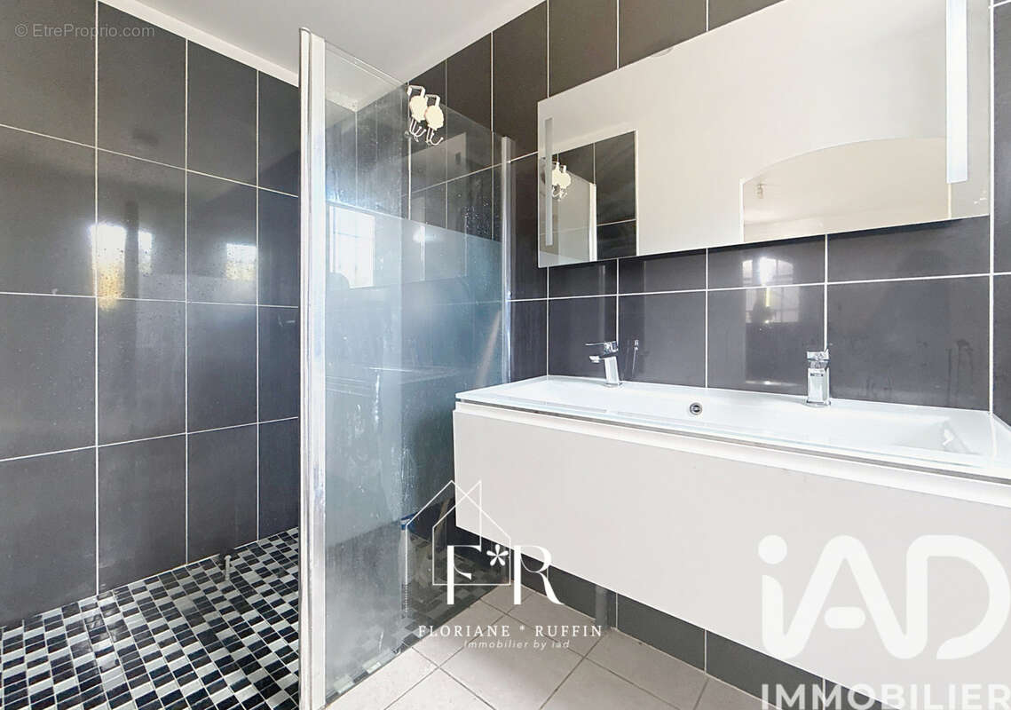 Photo 9 - Maison à PERNES-LES-FONTAINES